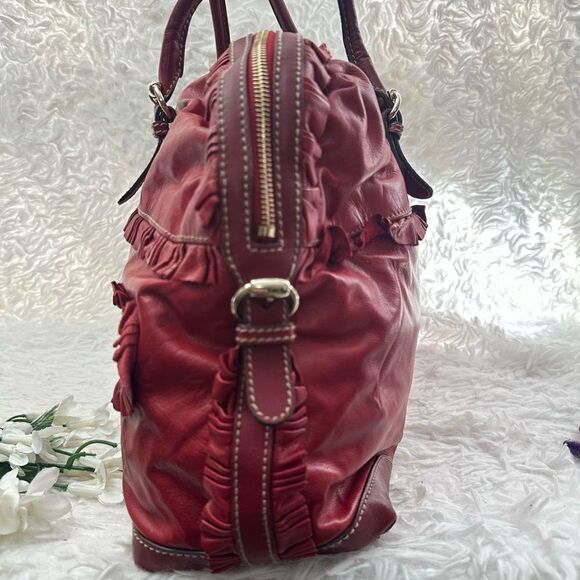 GUCCI‎ Red Leather Vintage Sabrina Top Handle Handbag Tote Ruffle Details - Picture 3 of 12